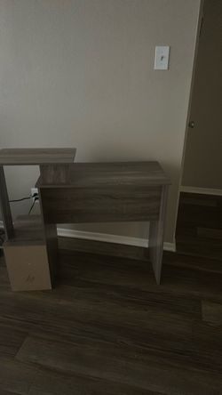 Computer desk