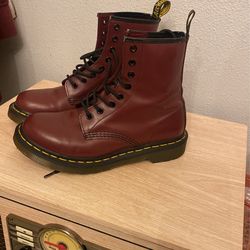 Women’s Boots