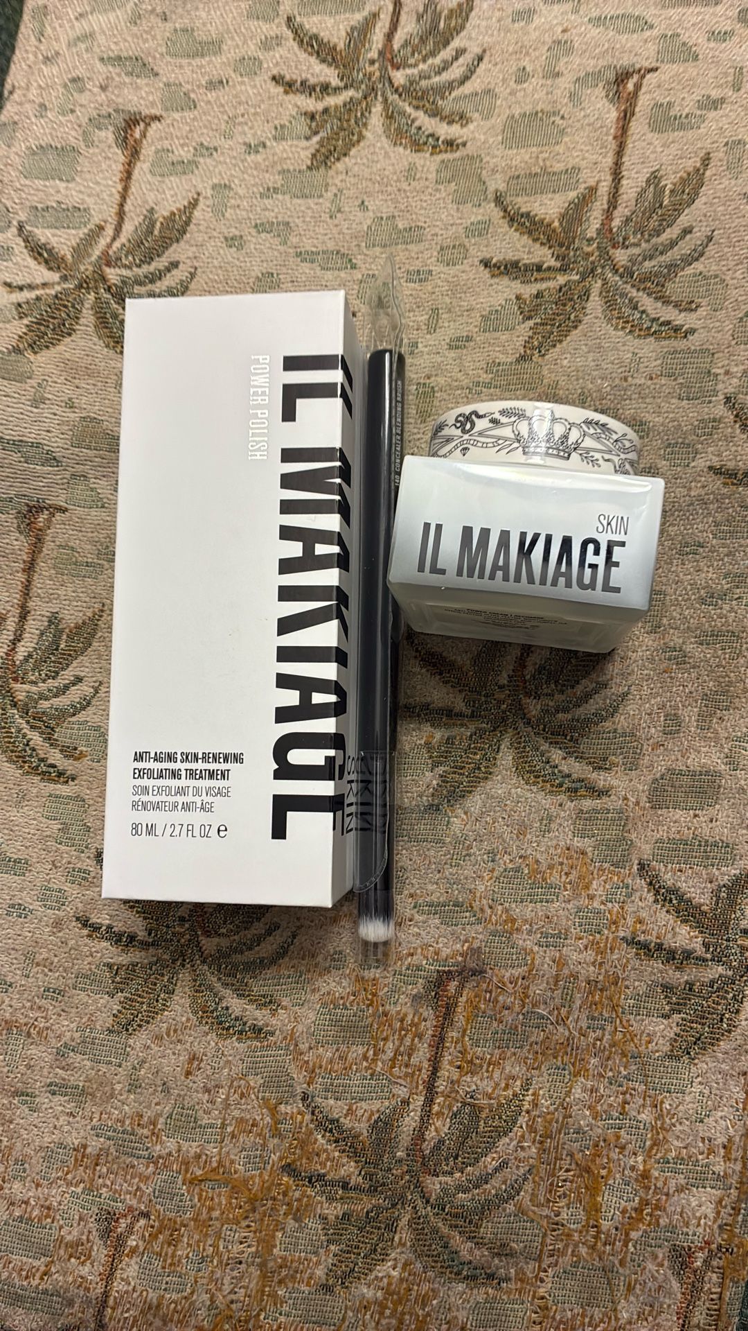 New Not Used IL Makiage Skin Care