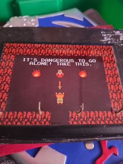 It's dangerous to go alone Zelda key rack