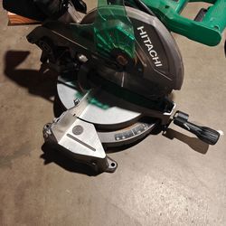 Hitachi 10" compound miter saw