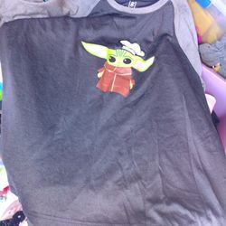 Brand New Men's XL Yoda Shirt
