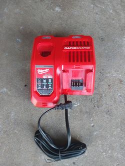 Milwaukee Rapid Charger M 12 - M 18  ( Brand  New  )