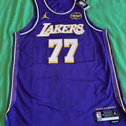 Lakers Luka Doncic Statement Authentic Jersey Large