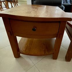 Broyhill Coffee & End Tables
