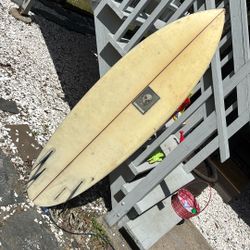 Surfboard Christenson 5’10”