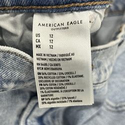 American Eagle Women's Light Wash Denim Bermuda Shorts Jorts Cuffed Size 12