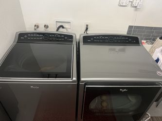 Whirlpool Cabrio Washer and gas dryer