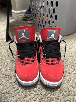 Jordan 4 toro bravo Size 6 youth