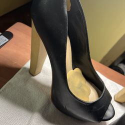 Heeled Women E