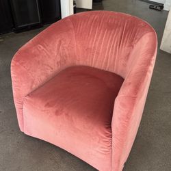 Natuzzi, Flamingo pink barrel chair