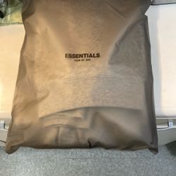 Essentials  Size L