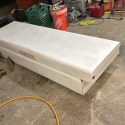 Pick up toolbox white brand, Delta