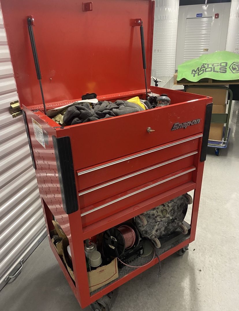 SNAP-ON como Nueva. Con Toma Corriente Interna