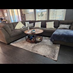Large Sectional Couch 8’7”- 11’10”