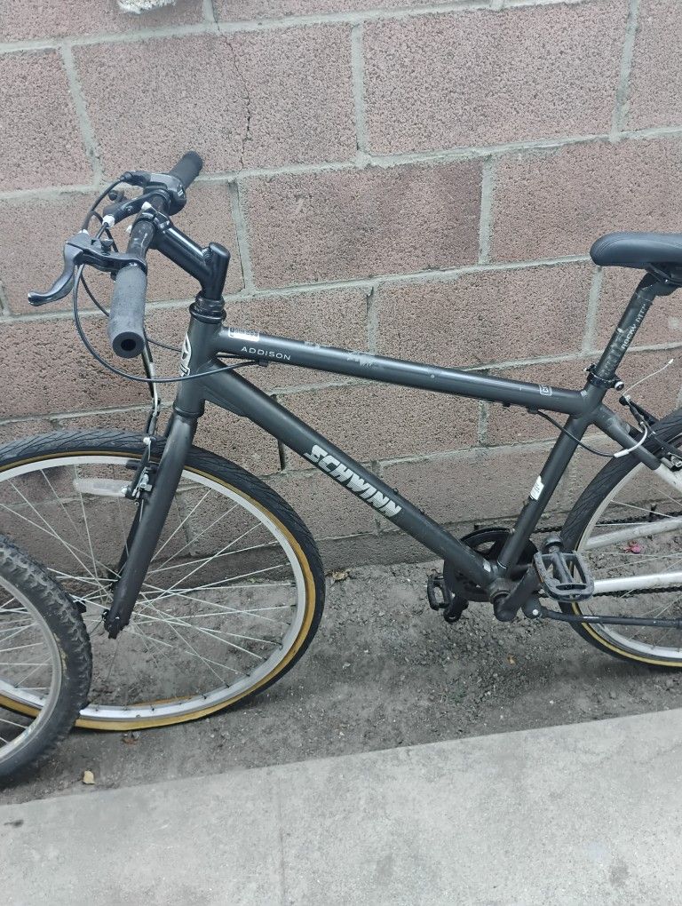 Addison Schwinn Mountain Bike