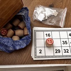 Loto Board Game Perfect Present (лото)– Traditional Bingo Set with Wooden Barrels