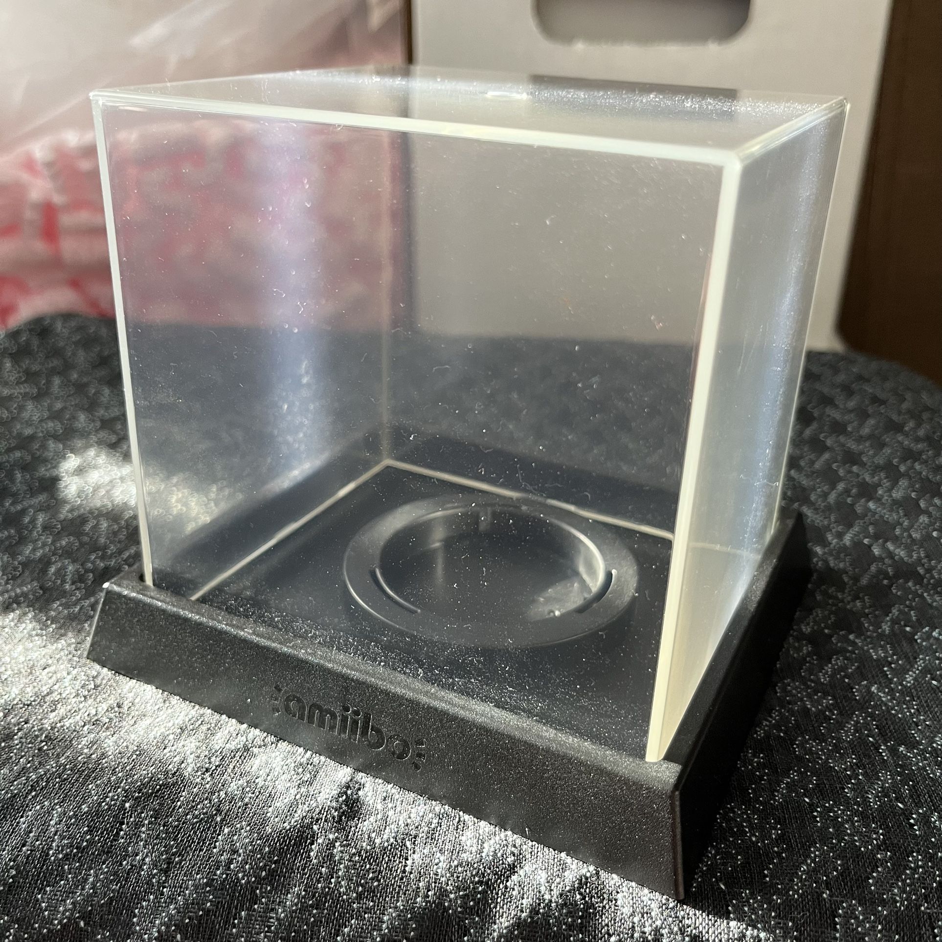 Official HORI Amiibo Display Case