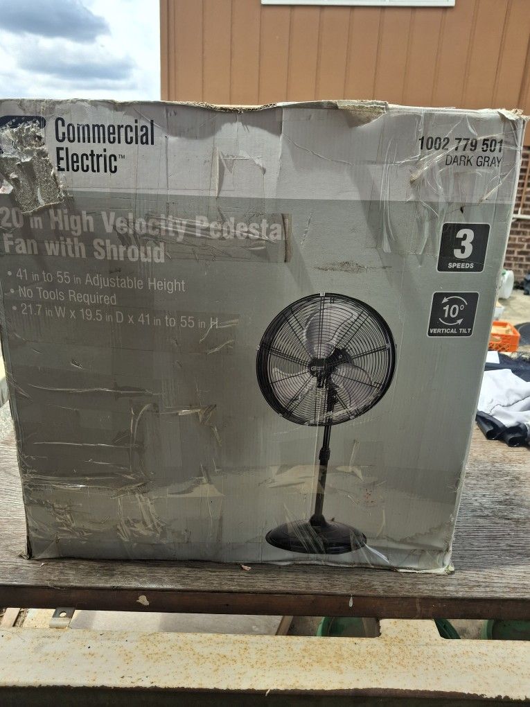Oscillating Pedestal Fan
