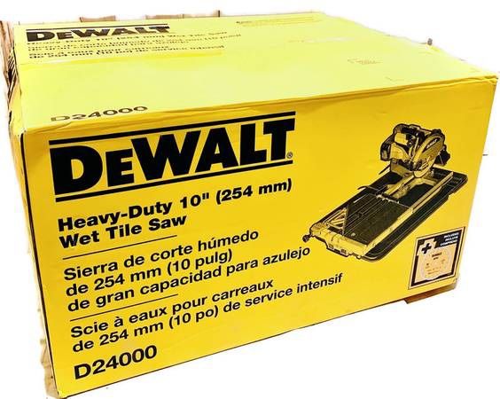 DEWALT D24000 Heavy-Duty 10" Wet Tile Saw