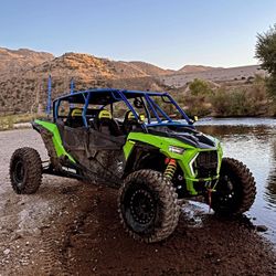 RZR Xp4 1000 Premium 