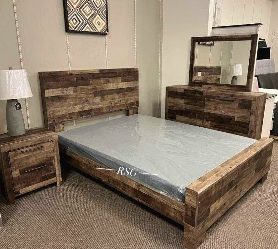 Farmhouse Style Bedroom Furniture Set ⭐ Queen Size Bed Frame, Dresser, Mirror, Nightstand $799⭐ King Bedroom Furniture Set Available