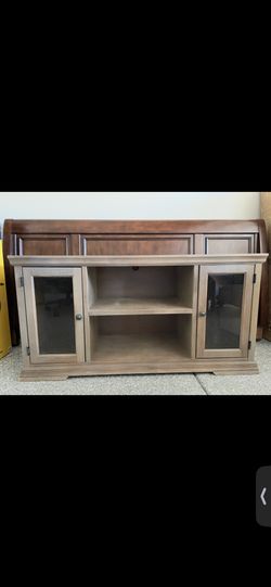 Sauder Barrister Lane Credenza in Scribed Oak