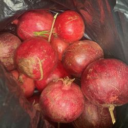 Pomegrates