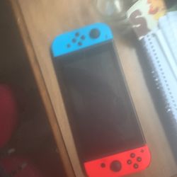 Selling Nintendo Switch 300$ firm  (Need Gone Today)