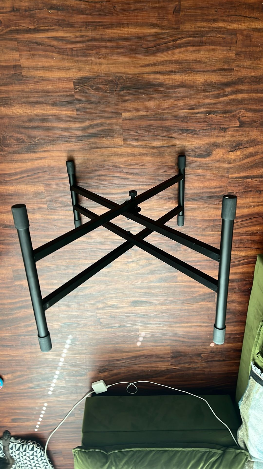 Keyboard / Piano / Instrument Stand 