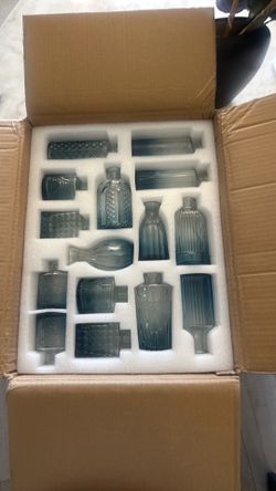 New 30pc blue bud vase set