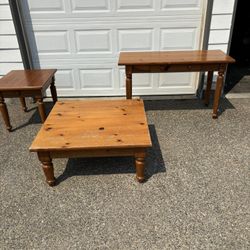 Bassett 3 Piece Wood Table Set