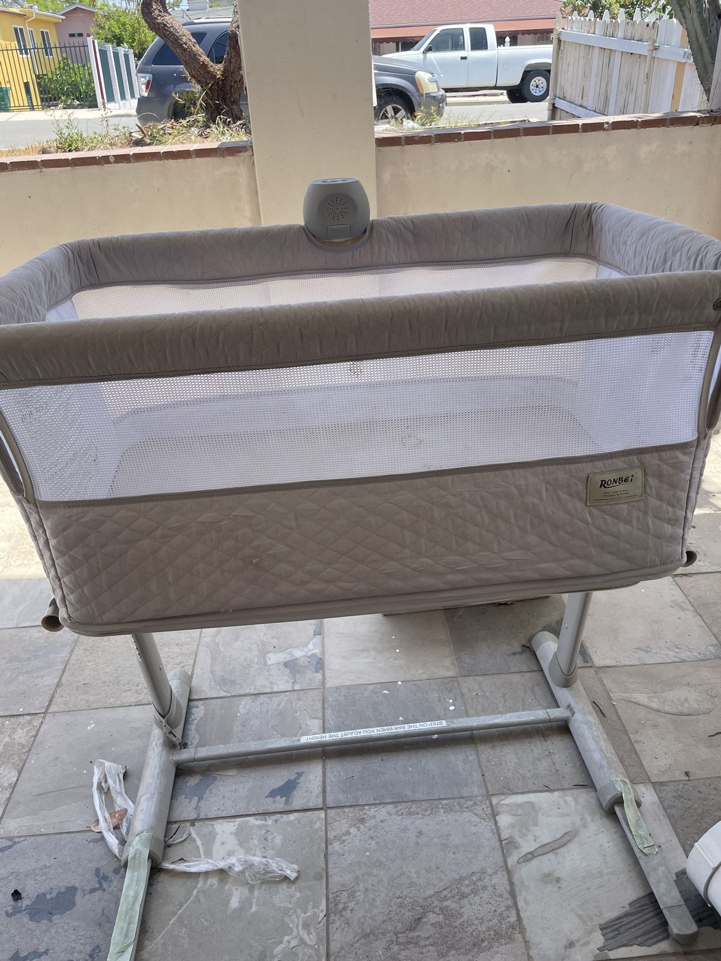 Bedside Crib (FREE)
