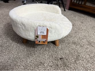 White Faux Fur Elevated Pet Sofa Bed