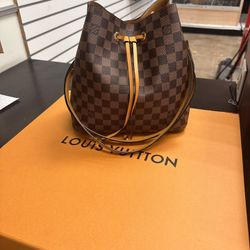 Neoneo Louis Vuitton Bag 