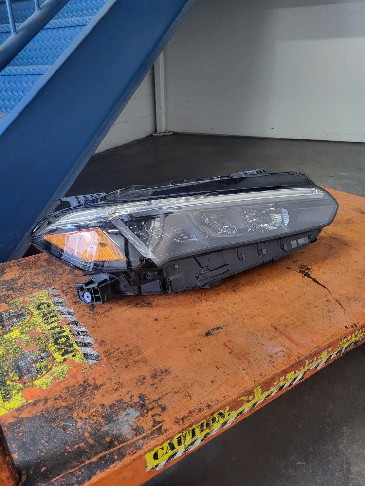 11th Gen Civic OEM headlights