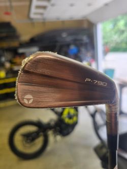 7 TaylorMade P790 Golf Aged Copper Irons