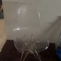 Chair Clear 
