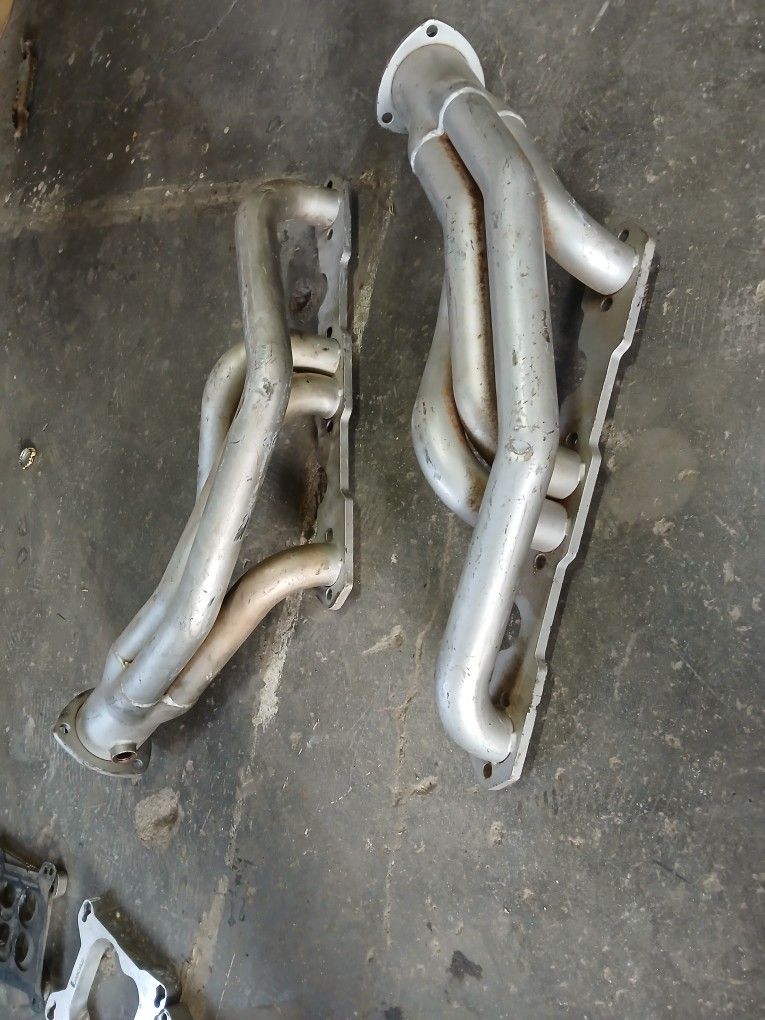 CHEVY SB HEADERS!! 80$