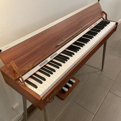 Donner Piano 
