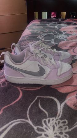 Nike Low-Top Sneakers White Lavender