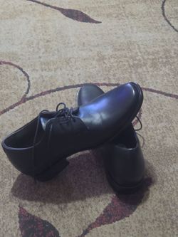 Man Don's shoes size 9 new