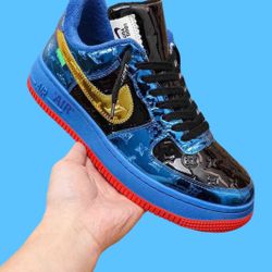 MENS LV. SHOES 