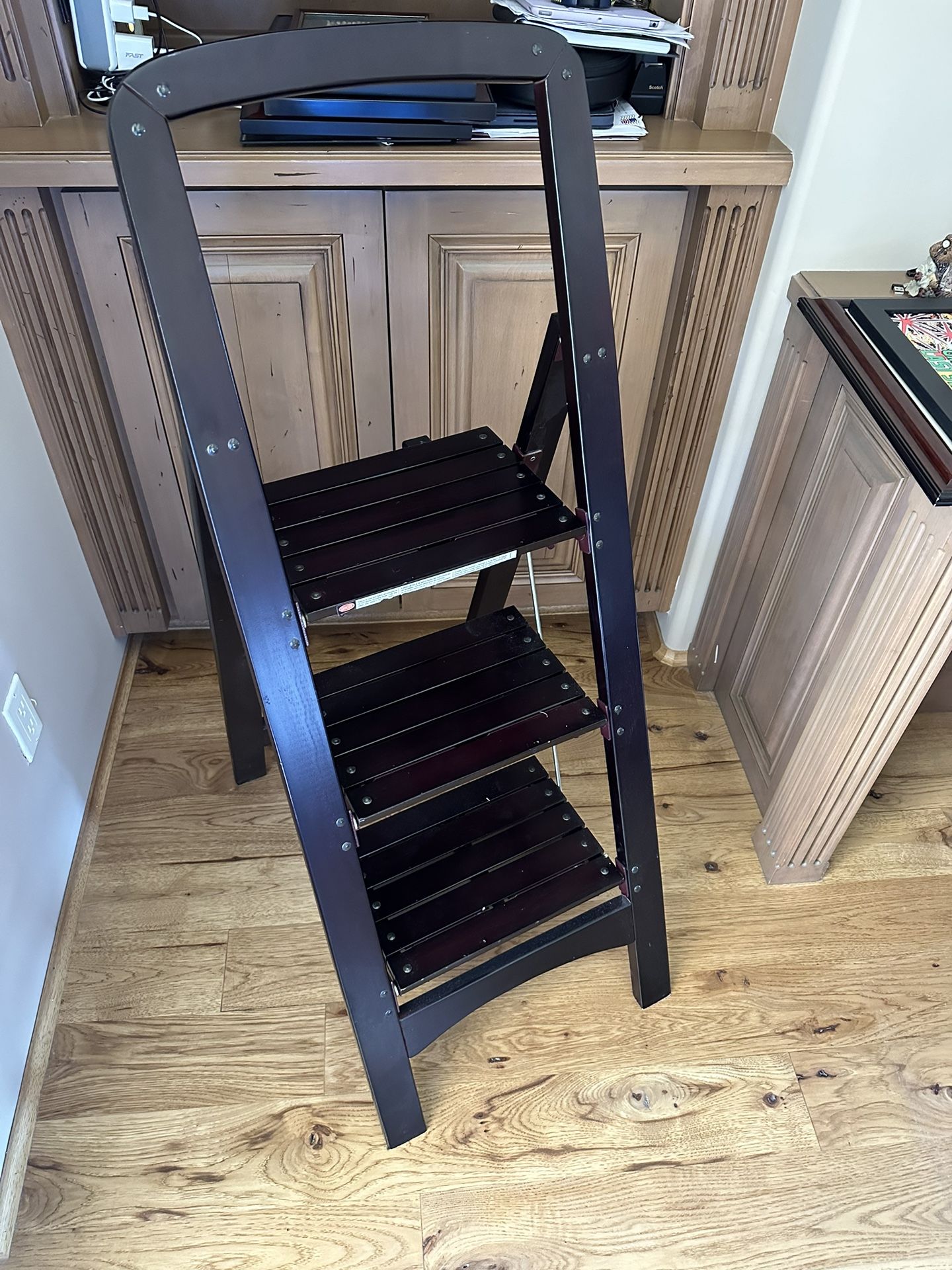 Frontgate Stepstool