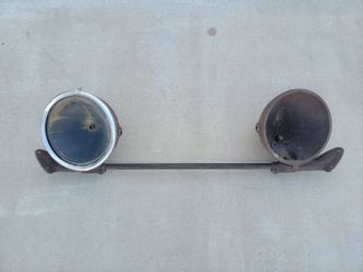 Original 1930 Studebaker Headlight Bucket Pair & Mounting Bar Assembly