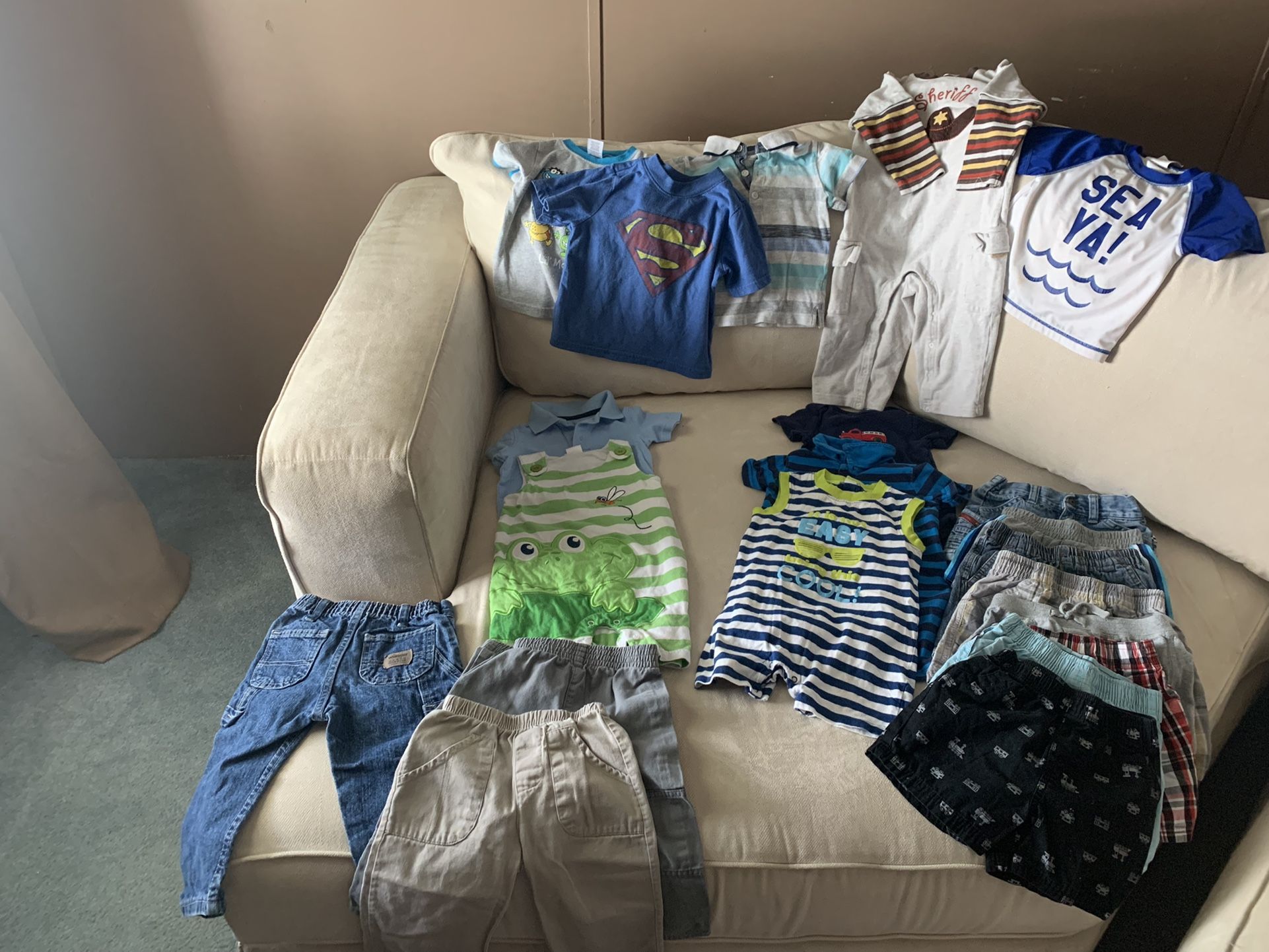 Boys Clothes (size 18 Months )