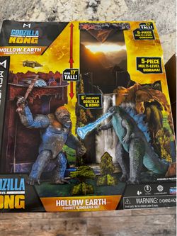 Godzilla vs. Kong Hollow Earth Figures & Diorama Set (Playmates 2023) – Open Box