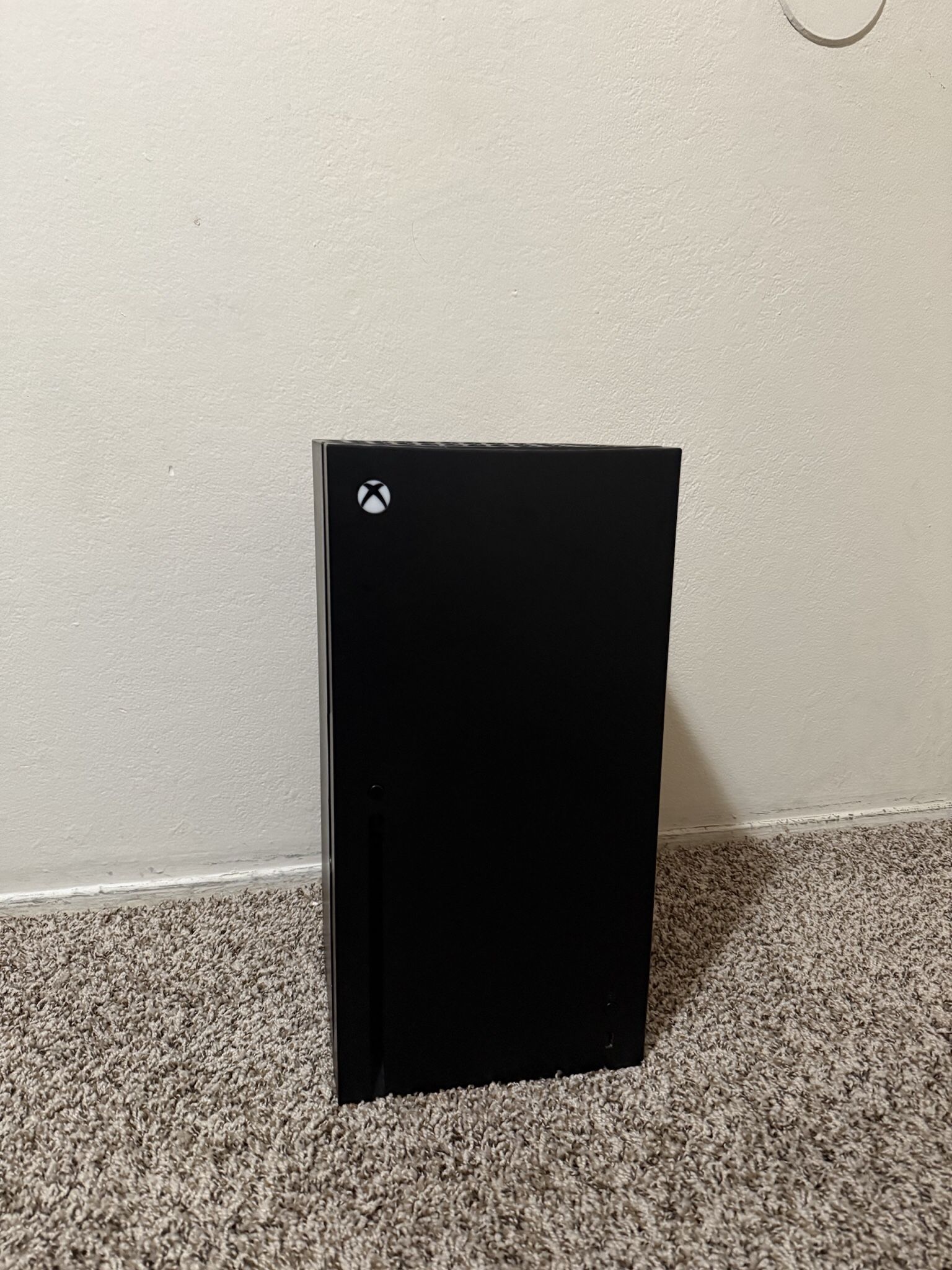 Xbox Series X Mini Fridge
