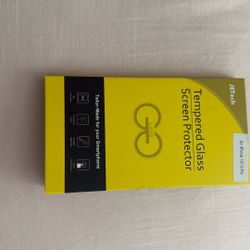 iPhone 13 privacy screen