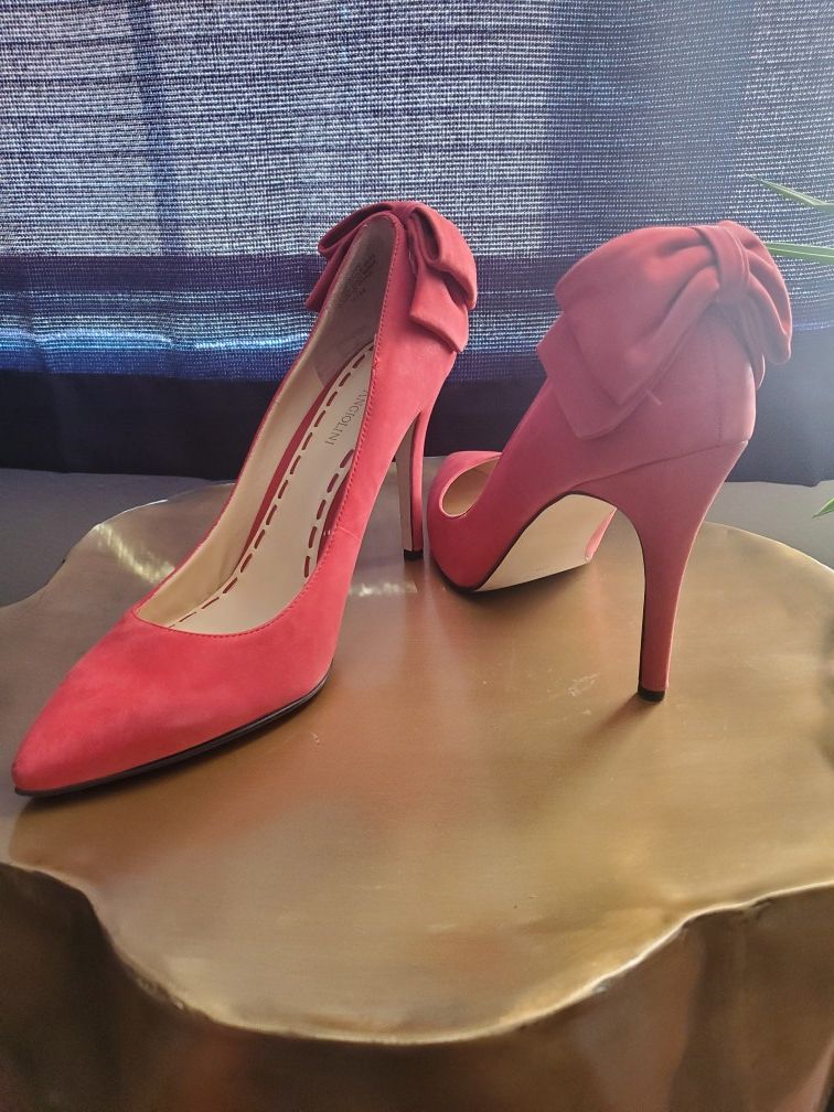 Enzo angiolini pink bow heels